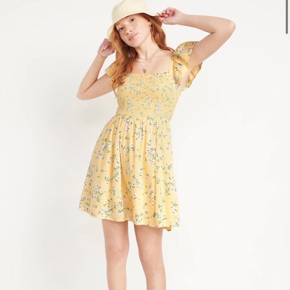 Old Navy Yellow Floral Fit and Flare Sundress Never Worn